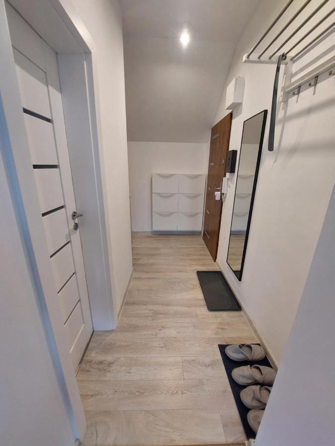 Appartamento Utulny Apartman S Balkonom Bratislava Esterno foto